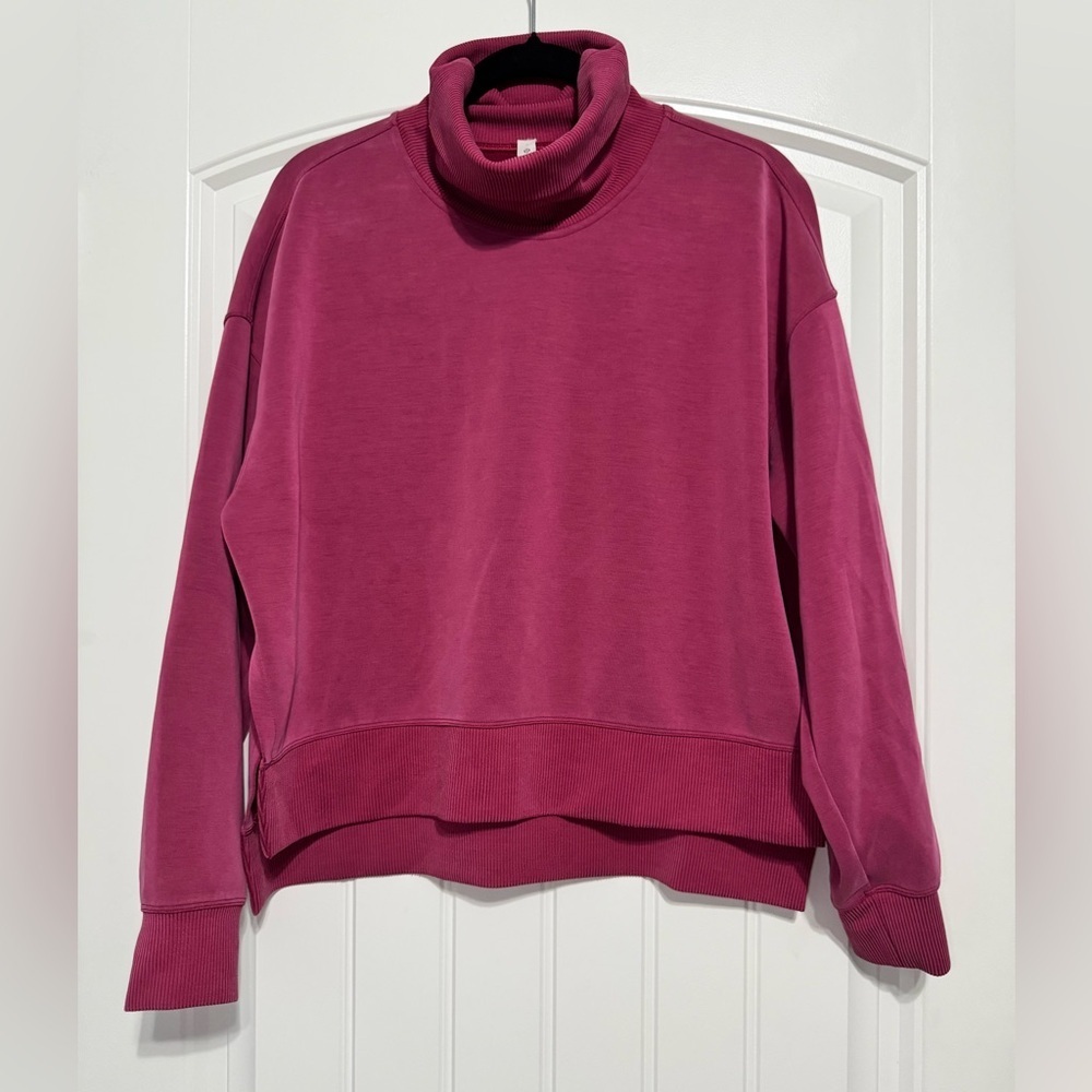 Lululemon Softstreme Turtleneck Pullover in Pomegranate